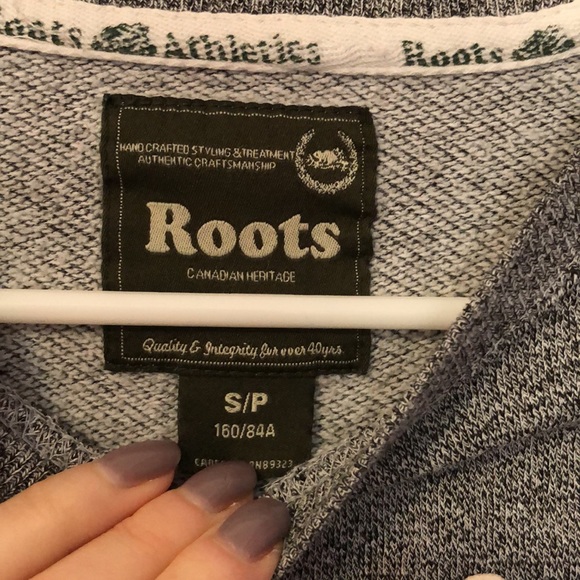 Roots crewneck sweater - Picture 2 of 2